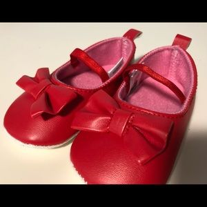 HB Baby Girl Red/Pink (booties) Shoes. Sizs 3-6 months
